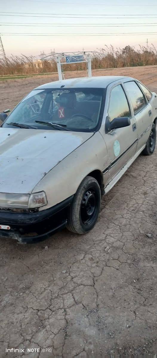 ياالله السلام عليكم سياره اوبل فكتره جلاق م 92رقم بغداد الماني سنويه عظم عاج صاحبها متوفي وبيها وكاله خاصه مكينه خير من الله بس بيها الارفيو يخربط نوزل مودوش الكير الخامس ميجي تخم تاير كهربائيات شغاله رقم صاحب الوكاله موجود بل وكاله تخابره يسوي وكاله السعر 14 وبيها مجال قليل مكاني بغداد اليوسفيه ***********
