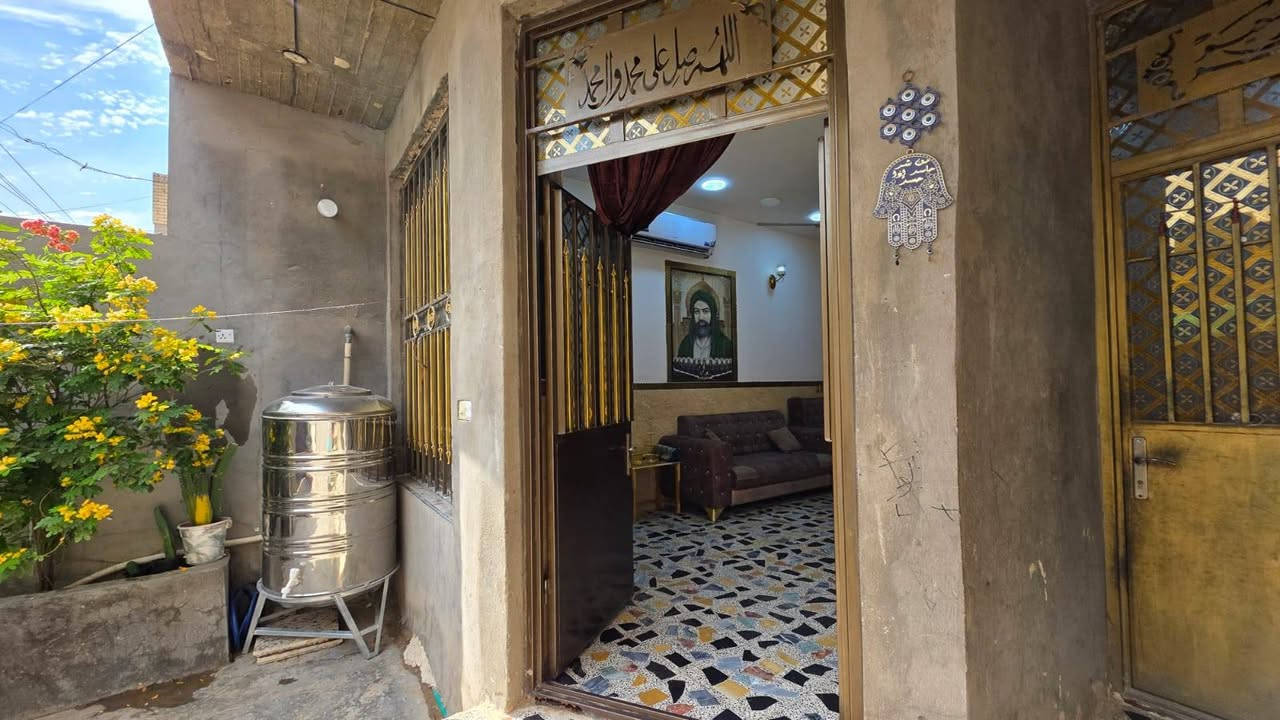 السلام عليكم
دار المساحه 138م طابقين الطابق الأول كامل الطابق الثاني مبني باقي بس صقف مامصبوب زراعي سند 25 
الواجه 5.5×25
 خلف مدرسه صفيه 
بناء جديد  الاستفسار خاص اوالاتصال على الرقم ***********
@الجميع

