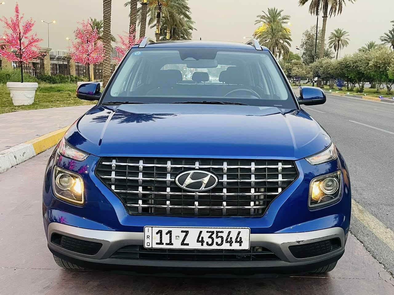 السلام عليكم
للبيع هيونداي فينيو 

موديل 2023

لون ازرق جويتي 💙💙 ودواخل كشنات لون اسود  

فول مواصفات 1/1 🔥🔥

سلايد

رادارات امامي وجانبي

كامره

ويل كب 18

شباك امامي نيكل

كيجات ديجتال

3 وضعيات قيادة

تحديد مسار

شاشة آبل كار بلي

حجر بيئة بلادي

السياره حادثها مقدمة البنيد فقط بدون دواخل وبدون ايرباك  قطعه وحدة صبغ صور الحادث بالمنشور

رقم بغداد سنوية بأسمي

السعر 14500$ /145 ورقة

مكانها بغداد / شارع فلسطين 

***********
