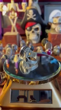 عقيق يماني • خاتم فضة ٩٢٥ • صياغة نجفية