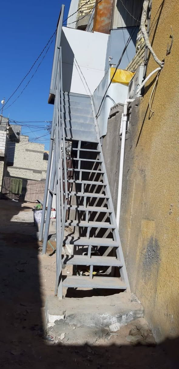 عندي شقه للايجار في الطابق الثاني ومساحة ٧٠م وبيها غرفتين وصاله ومطبخ وصحيات ومخزن كبير عنوان شارع ابو طالب قريب على مستشفى العباس الاهلي وقريب جدا على باب طويريج واذا نفرين ٢٥٠ الف واذا عائله كبيرا ٣٠٠ الف اجاره العنوان كربلاء المقدسة


**إذا كنت صاحب هذا الإعلان وتريد حذفه لأي سبب، رجاءا أرسل رسالة إلى الدعم الفني**