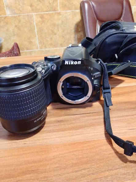 كامرة نيكون
D5200

كامرة نضافة ٩٨٪ مستعملة اسبوع فقط 

ملحقاتها 

جنطة 

رام 32رام 4

عدسة 

بطارية 

شاحنة 

مواصفاتها 

تصوير فيديو 4k

صورها كلها HD

بيها كل الاوضاع 

عدستها اتخبل 

السعر 500الف وبيها مجال للتواصل والستفسار على الرقم ***********
توصل واتساب ماسنجر فقط 

مكاني الموصل
