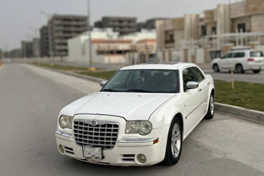 #ادوات_ادوات بدون كصه بدون مراوس
#للبيع_كرايسلر_أوباما_2007
​نظافة تامة (گير  ومكينه واكسل كفاله ).8.V مكينه 5.7
​المواصفات: فول 1/1فتحة، تبريد ثلج، تحكمات 
​السعر: 68ورقة.​المكان: البصرة.للاستفسار: 
***********
***********
