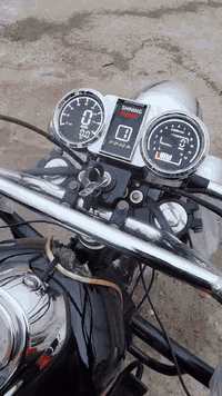 البيع مديل 2023صارلهه 8ايم طالعه من المعرض غير متواجد على النت 0777293...