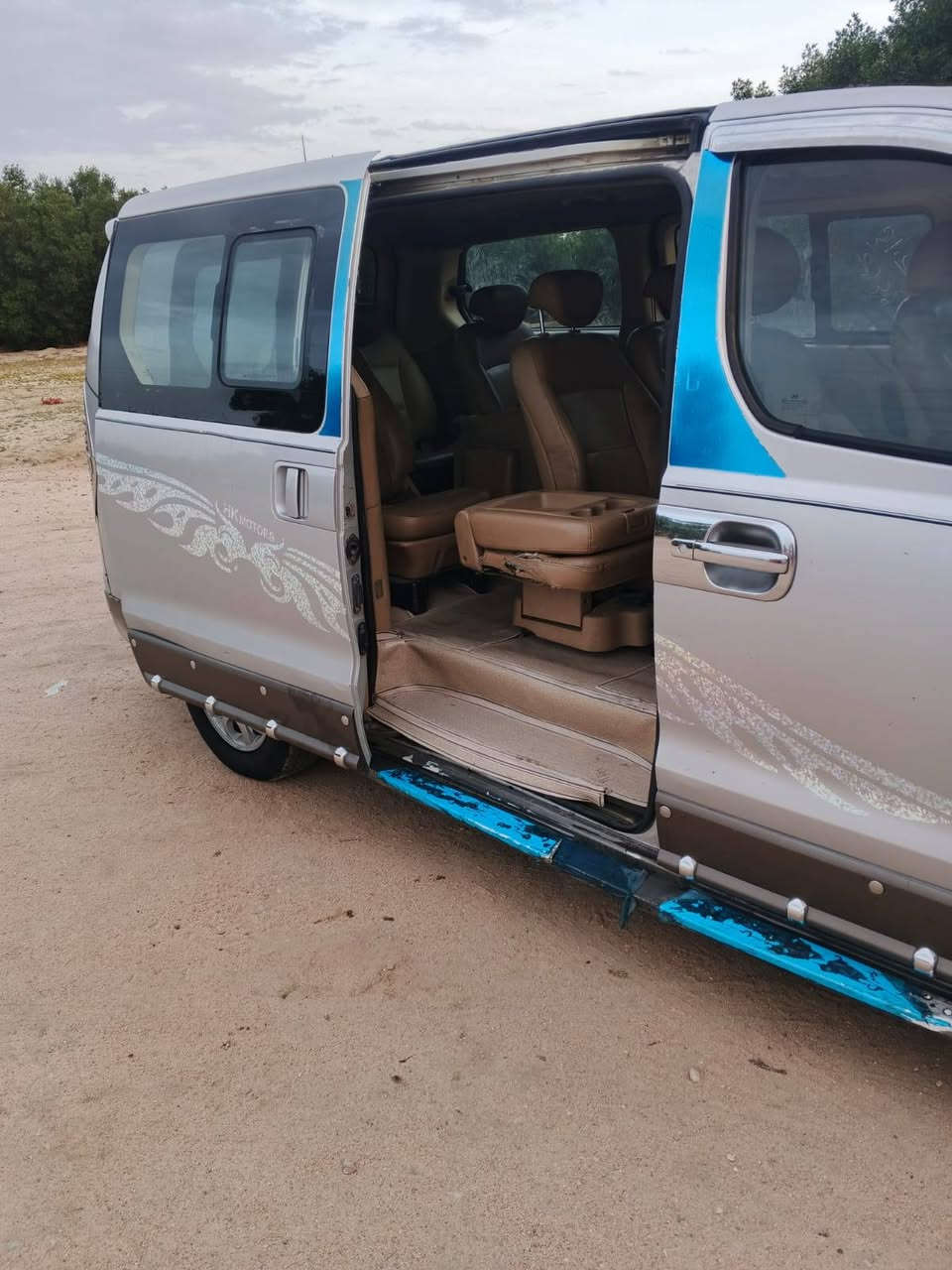 بسم الله الرحمن الرحيم
السلام عليكم. للبيع سياره ستاركس موديل 2010محور مسكر سياره نظيفه وجاهزه تبريد تخم تواير جديد رقم انكليزي سنويه جديده سعر 140$وبيه مجال مكان البصره سفوان رقم الهاتف ***********
