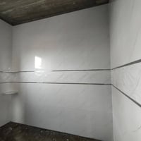 اسطه سيراميك جداري شغل هندسي متفرق حالين بسعر مناسب 07517065258واتساب