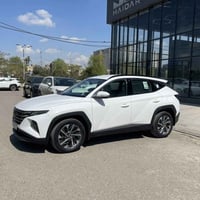 هونداي توسان موديل 2023خليجي ماشيه 61الف حقيقي مري شفط شاشه كار بلي بد...