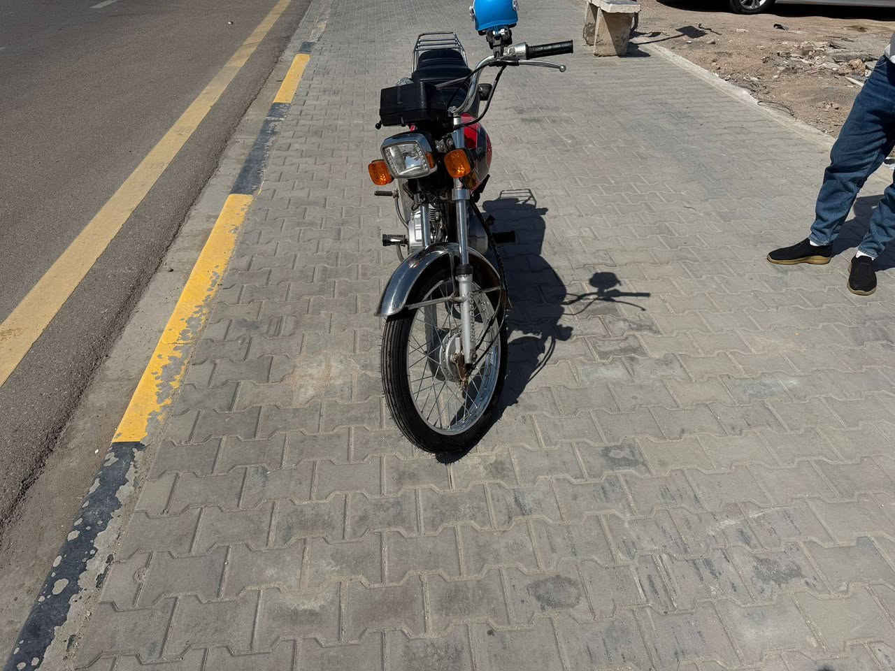 دراجه تايكر رقم وسنويه باسمي للبيع سعر مليون 350 المكان البصره طوبه والنخيل اللاتصال واتساب وهاتف *********** البصرة, العراق
