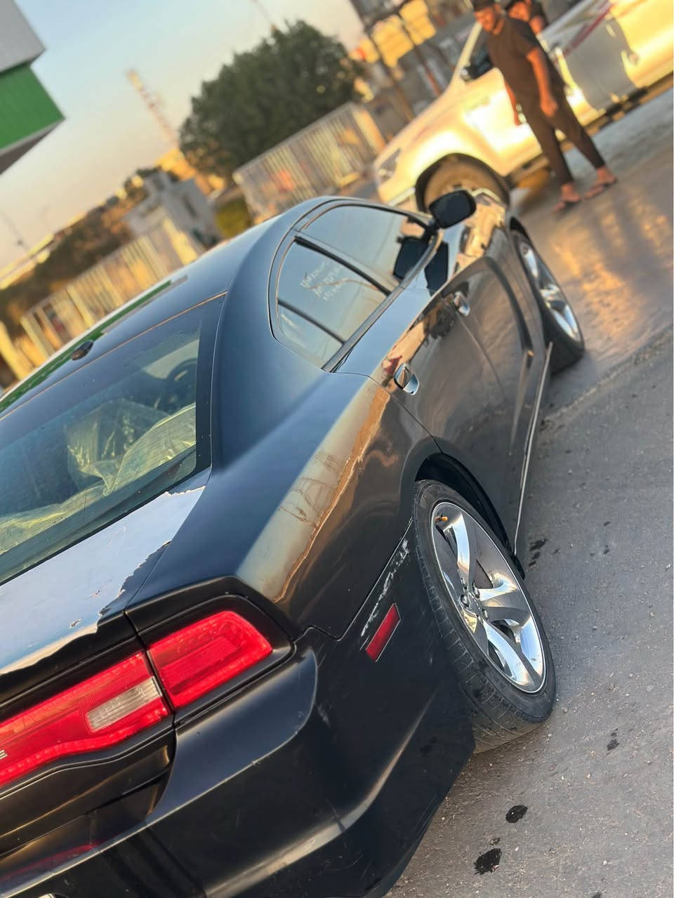 جارجر 2014 ادوات  فول مواصفات 1/1 تنته مفوله سياره نضيفه تجي وتشوف  حداديه كير مكينه بل كارتون سعر 59 قفل مكاني بصره *********** البصرة, العراق
