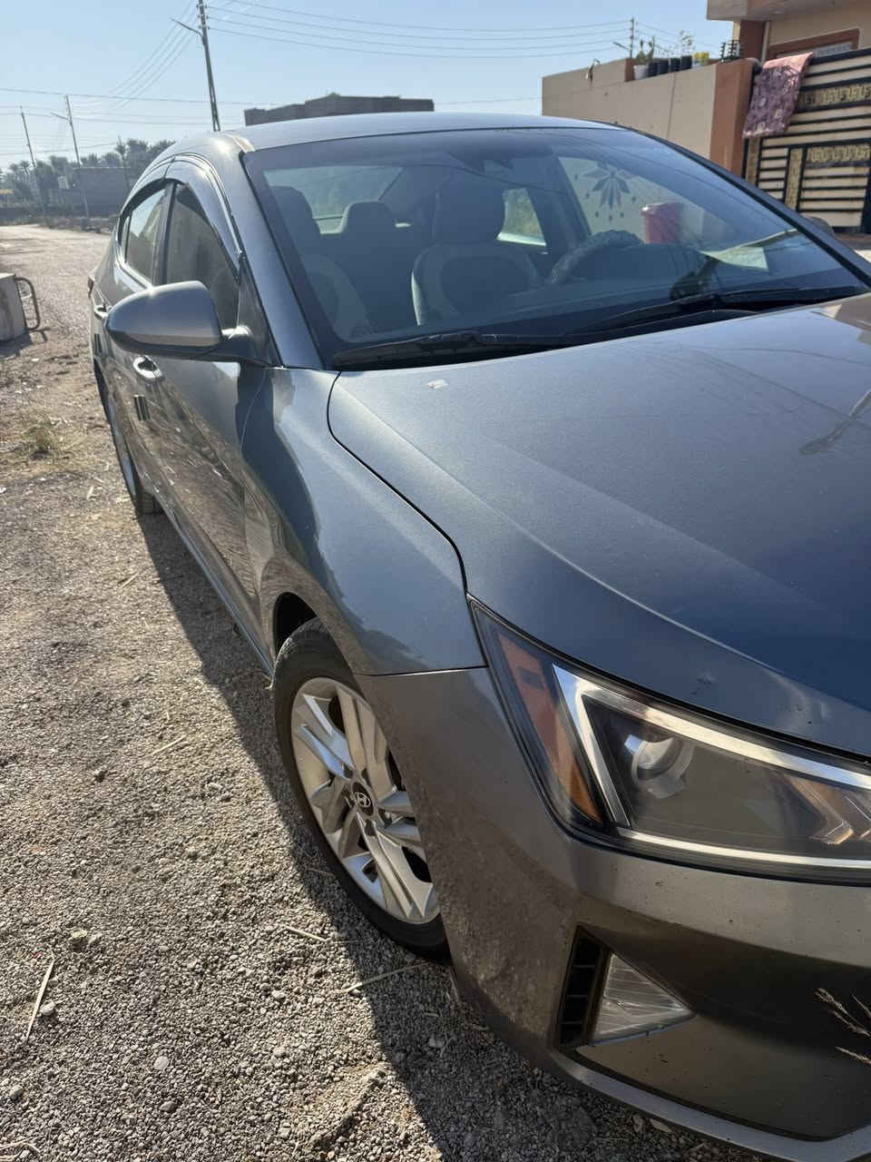 السلام عليكم.
سيارة النترا موديل 2019 رقم ديالى
فول موصفات عدا البصمه. وارد امريكي ضرر قبق جنطه ومصلح نفسه. تخم تاير تبريد تدفئه صدر كير مكينه كله مكفول.  تحكمات ستيرن  جهتين حساسات. كامرا دواره  وشاشه. مثبت سرعه مانع انزلاق. سياره نظيفه. ***********
