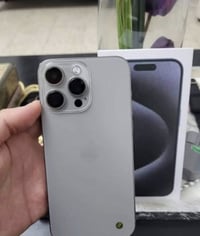 آيفون ١٥ برو ماكس ٢٥٦ • بطارية ٨٢٪ • تيتانيوم