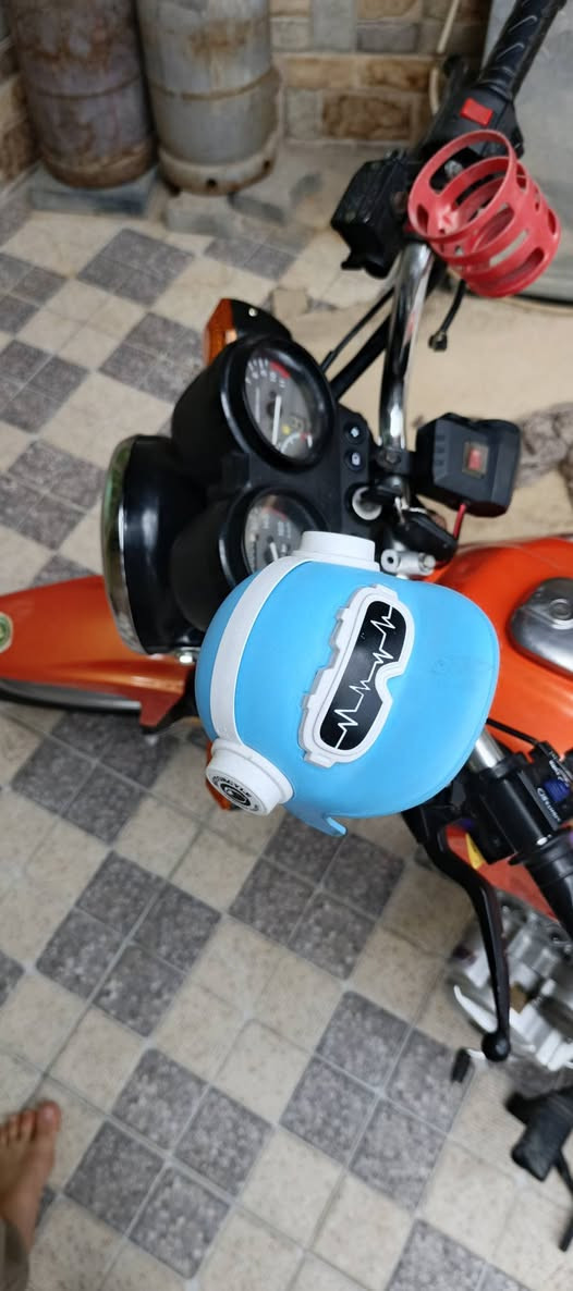 السلام عليكم دراجة دايوان مديل 2023 اوراق اسكنر  السعر 800وبيهه مجال قليل
مكاني  كربلاء حي العسكري قرب نوارس
رقم الهاتف:***********
