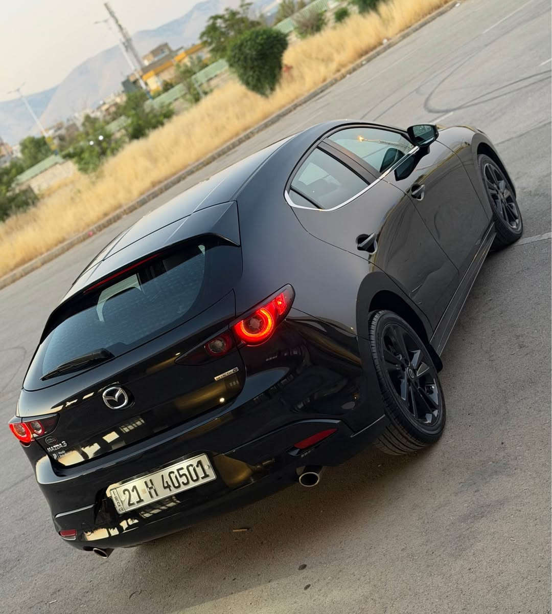 مازدای ٣ مواسەفات سلێکت ٢٠٢٣ یەک پارچەو نیوی بۆیاخ  بی ناو گرتن پێش و دوای کەپسە  ڕەنگی ڕەشە ٢٧ هەزار ڕۆشتووە  کامێرەو شاشەیە کوشن هیتەرە مەکینە ٢.٥ بێ تۆربۆیە 
***********
*********** واتس ئەپ السليمانية, العراق

