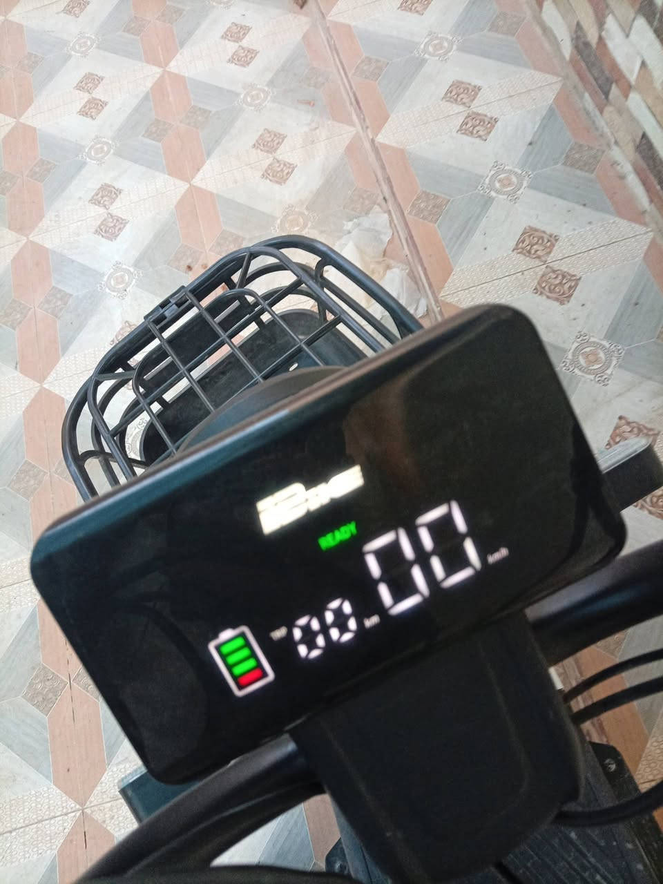 باسيكل البيع السعر خاص سرعتة 45 يمشيك 30كيلو إلى 45 السعر خاص او مراوس


**إذا كنت صاحب هذا الإعلان وتريد حذفه لأي سبب، رجاءا أرسل رسالة إلى الدعم الفني**