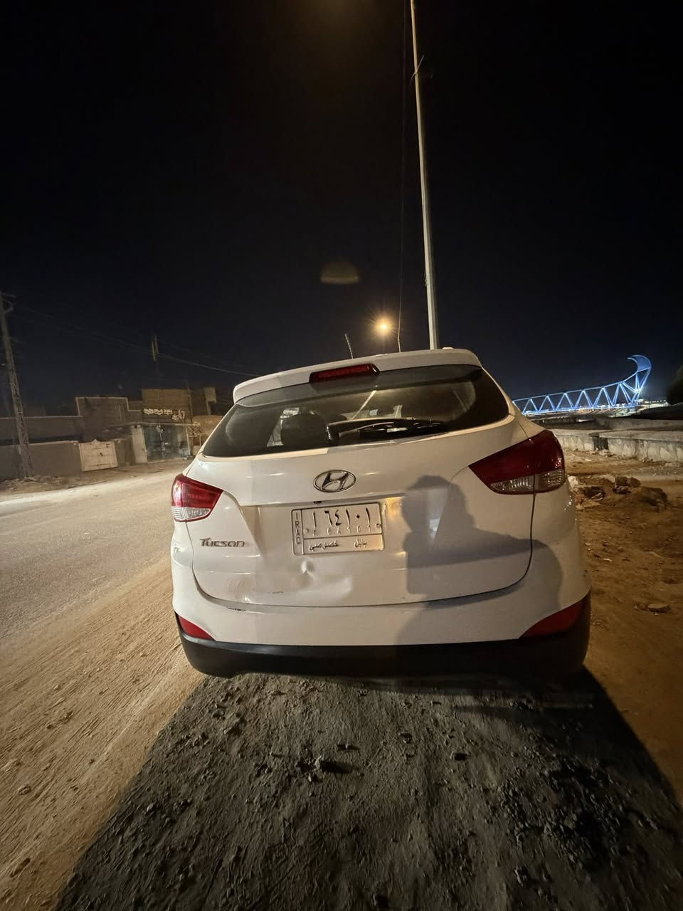 توكسان ٢٠١٥ للبيع ماشيه 159  الف بيه جاملغ خلفي بارد وبعض الطخات كما موضح في الصور السعر 147 وبيه مجال للاستفسار على الرقم  ***********
