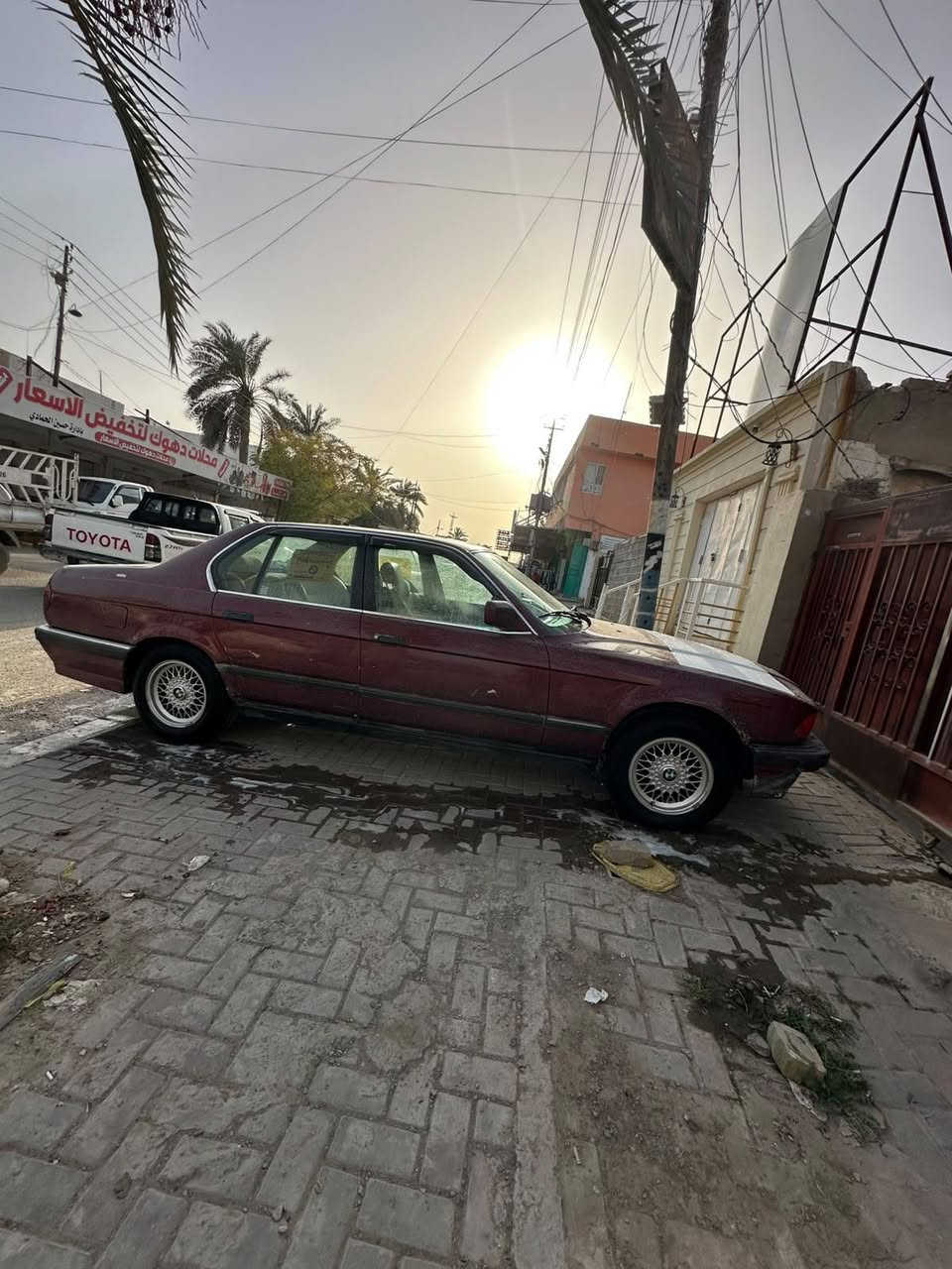 BMW🇩🇪 

بي ام : 740 محور مكينه 35 :، 6 سلندر🇩🇪
رقم انبار مشروع وطني شرط التحويل والغرامات سنويه لل 2028
كلشي بيها شغال تبريد شغال ويه السويج + يرادلها فقط صبغ نضافة الكشر 70٪ تايرات نص عمر
فتحه سقف طكتين كشنات كهرباء فول مواصفات
كير ومكينه شرط
السعر مناسب جدآ 35$

مكاني سامراء
للتواصل *********** 📞📲

