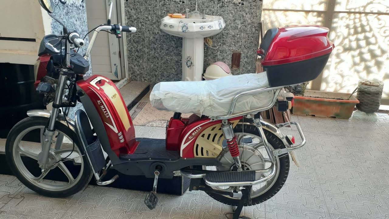 للبيع ماطور الماسه موديل2025جاهز بطاريات فول جديد شرط الفحص
كهربائيات كله شغاله بصمات 2
سويجات بلادي موجوده كلشي شركه 

***********
