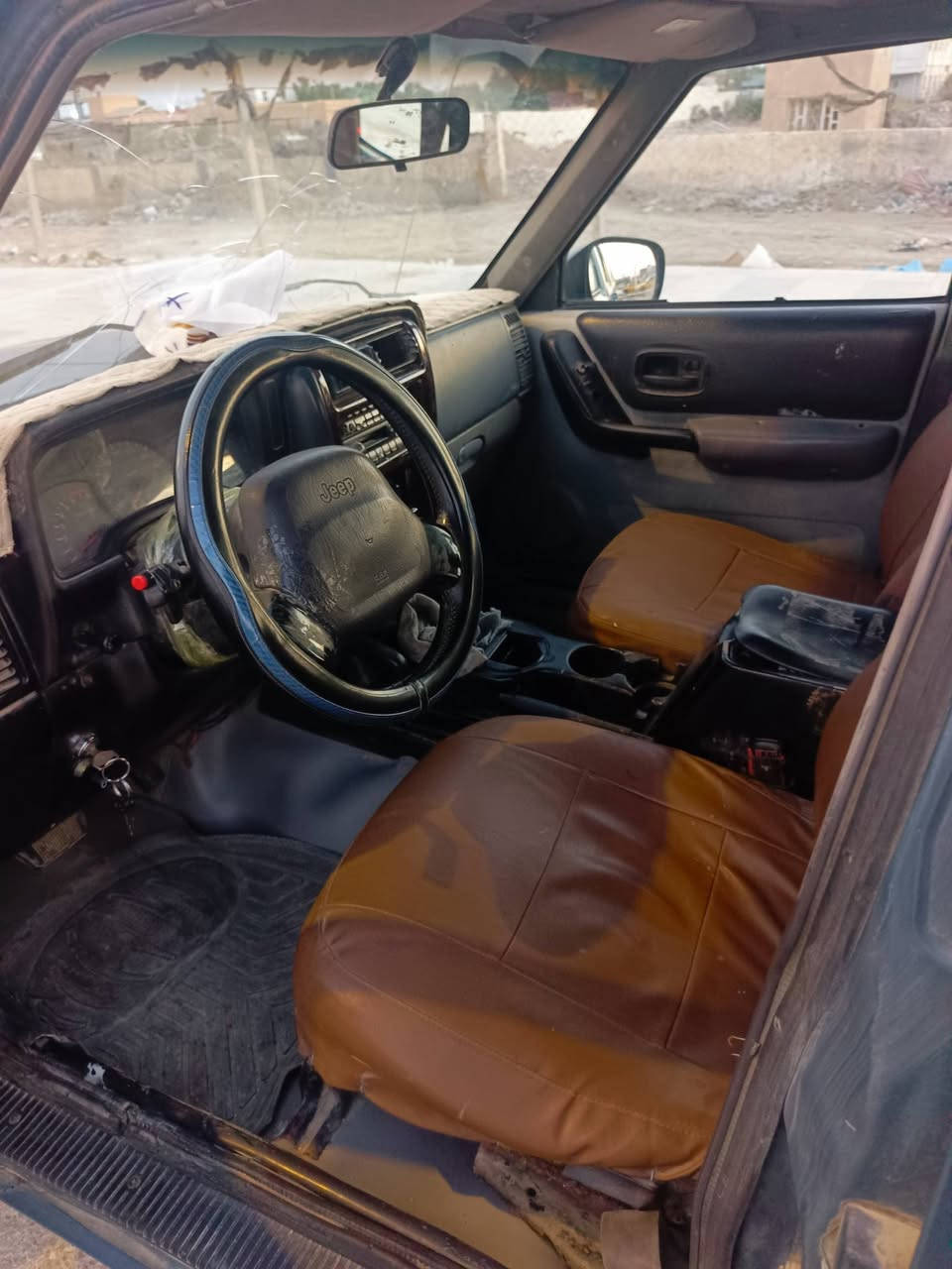 جيب شيروكي للبيع مويل 99
رقم بصره سنويه لل28
مداور ثاني يوم
 مكينه وكير 3000
مكانه ناصريه مركز 
***********
