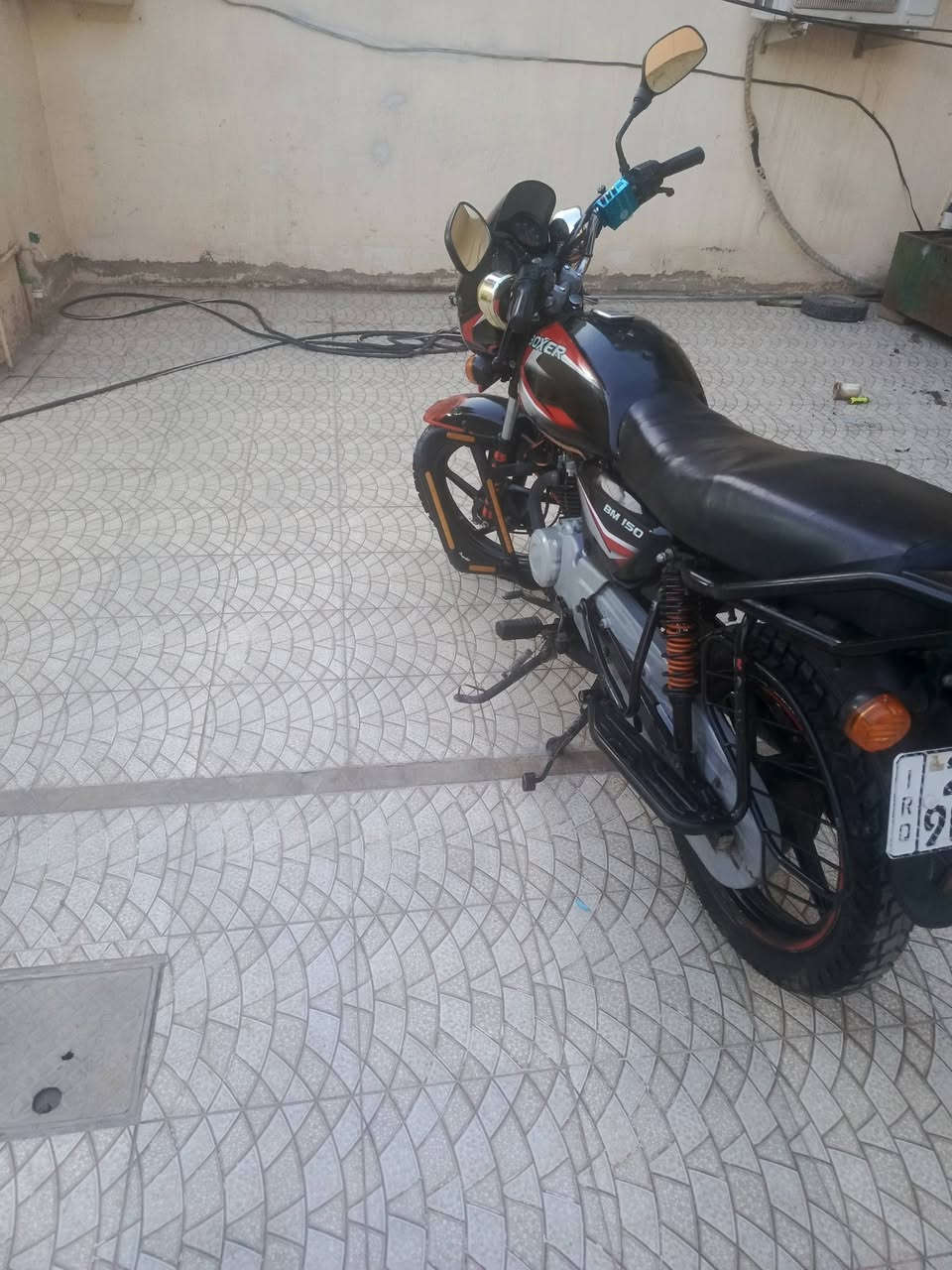 بوكسر للبيع رقم انكليزي تحويل ثاني يوم  موديل 21+ ***********
