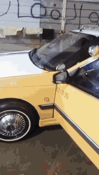 سلام عليكم بيجو 2011 سيارة كير ومكينة خير من الله حدادية كاملة سعر السيارة 33 وبية مجال الطيبين ***********
