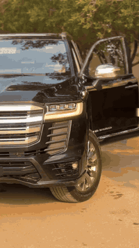 لاندكروزر للبيع  2024 مواصفات vx
VX Limited من  الفئات المتاحة في طراز 2024. 

محرك V6 بقوة وسعة حوالي 4000 سي سي. 

ناقل حركة أوتوماتيكي. 

ستة أسطوانات والأداء يُناسب الاستخدامات العادية والطرق الوعرة.

سبعة راكب
جلد لون اسود و ماروني الميز

كامرات 360
مثبت سرعة
شاشات خلفية
للاستفسار الاتصال على

كلين تايتل
لون اسود

***********
