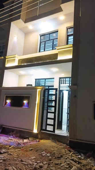 السلام عليكم يوجد بيوت وقطع اراضي في منطقه الامين الزراعي سكينه ب٢ ع١٤ للستفسار ع هذا الرقم *********** علما انه البيوت زيرووو
