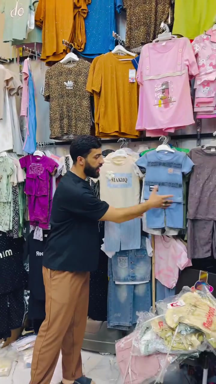 عروض ع الاوان وكل الهلا بالجميع
📍داخل سوق الشهداء بالفرع ٢ مجاور كوزمتك ميدو


**إذا كنت صاحب هذا الإعلان وتريد حذفه لأي سبب، رجاءا أرسل رسالة إلى الدعم الفني**