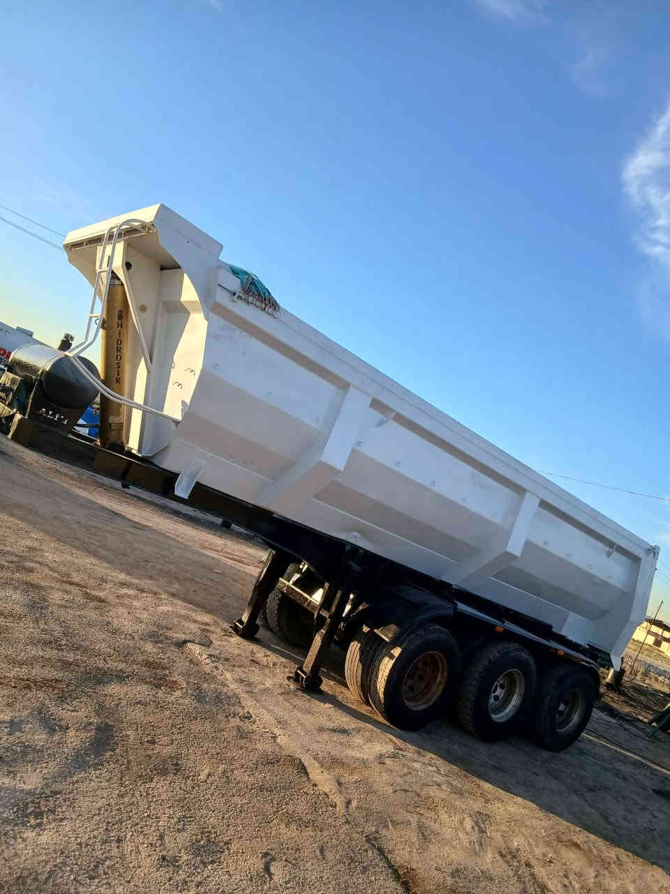 بودي للبيع 
مكفولة كفالة عامة 
للاستفسار التواصل على الرقم التالي 
***********
***********
العنوان دهوك سميل معرض ابو حيدر
