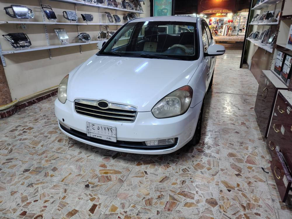 سلام عليكم 
اكسنت موديل 2011 رقم بغداد مكاني نجف مكينه 1600 بيه صبغ  وباردات
الاستفسار اكثر *********** النجف, العراق
