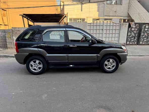 ***********  جديده  جدا  
سبورتج ٢٠٠٧  امريكي LX
صبغ بنيد فقط بدون دواخل بدون ايرباك 
سياره جديده  جدا  وحلوه 
كير محرك خير من الله 
تبريد  ثلج 
ليبل واحد 
شاشه  وكامره 
ماشيه  ٢٠٠ الف  تقريبا 
غرفتها جديده  كلش 
سبير المقدس مال شركه  منازل 
تخم  تاير وباتري جديد 
صدر امامي خلفي جديد 
تحويل وكاله  ثاني يوم 
هزه  ما ساقطه شماليه 
محرك ٢٠٠٠  دوش 
سياره  خير من الله  مامتعوبه 
سعرها ٩٤ ورقه 
مكاني اعظميه  
اتصال فقط مكلف بلنشر 
*********** بغداد
