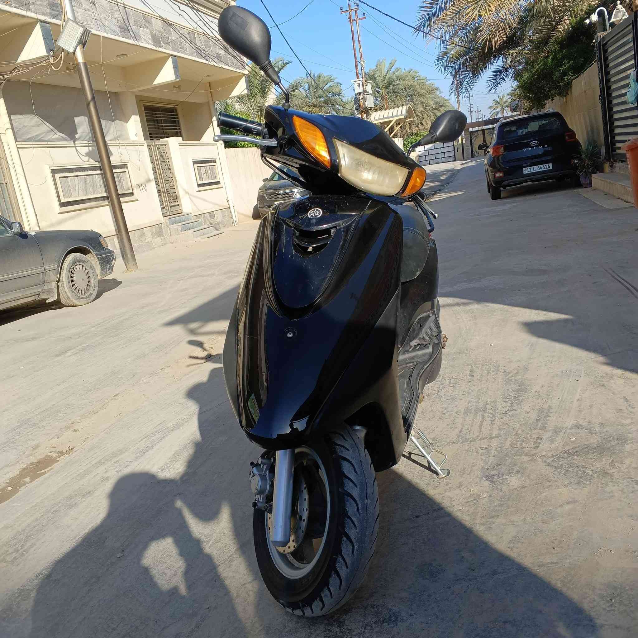 سلام عليكم دراجة اكزز نوزل للبيع
مكينة بلادية ممفتوحة
ادامة كاملة مسويلهة للدراجة
نقص ستنان البنص 
سعر 850 وبيها مجال
العنوان الكاظمية الطي 
وتساب ***********
