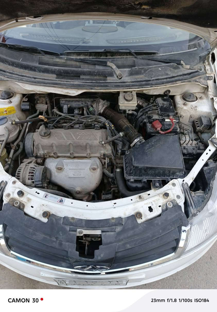 شيري فلاوين موديل 13 مكفوله من الضربه محرك وكير وتبريد تخم تاير حداديه جديدة ماشيه ١٨٠ الف
مكانها الديوانيه المركز سعرها ٣٥ 
***********
الشراي يتصل واني بالخدمه
