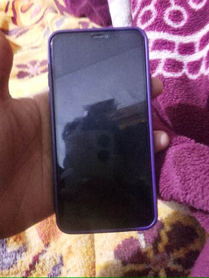 ايفون 11برو ماكس للبيع مبدل بطارية فيس ايدي واكف السعر 325 وبي مجال مكاني ديالئ المقدادية  لستفسار اتصل***********
