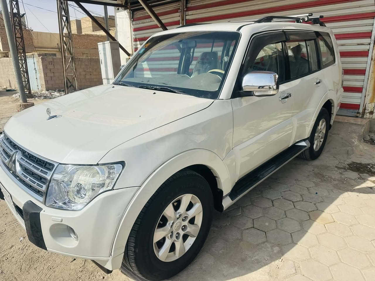 باجيرو 2010 حبتور فووول مواصفات مكفوله من الصبغ حتى الدعاميات 
فتحه وجلد وكهرباء و3 تحكمات وحساسات وكامره ثلاجه تبريد 3 قطع 7 راكب 
شادلها منظومة غاز يعني انسه الصرف تفويلتك ب 10 الف دينار 
منظومة بنزين جديده حداديه اماميه خلفيه قبل شهر مسويها 
تخم تاير جديد بيها باتري جديد منظومة تبريد مع مراوح كهربائيه مع عزل للدشبول والانابيب التبريد ادامه كامله تاخذ سياره جاهزه من جميع النواحي مال جناي 
للبيع بسعر 148 ورقه 💸 وبيها مجال
*********** النجف الاشرف
السياره لأخ Saif Alkaabi
