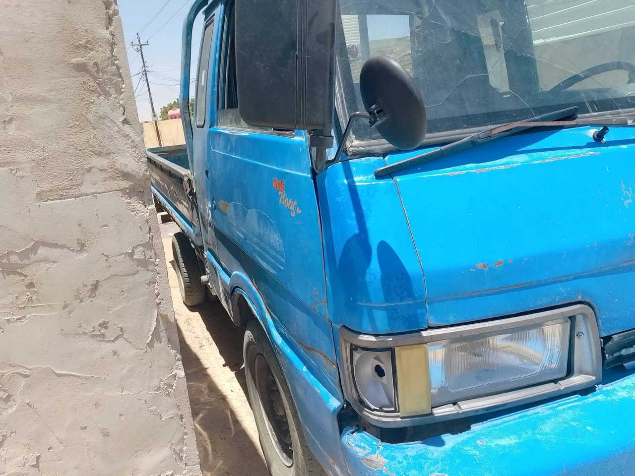 سلام عليكم  سياره كيه حمل كير بس الخمس فلت ومكينه جدد تخم تاير حداديه كهربيات كله شغله رقم صدامي سنوي بيه كتاب فقدان يعني حله حل سنويه تمشي بيه بل صيطرات سعر 20 وبيه مجل  مكان حله ابو غرق ***********
