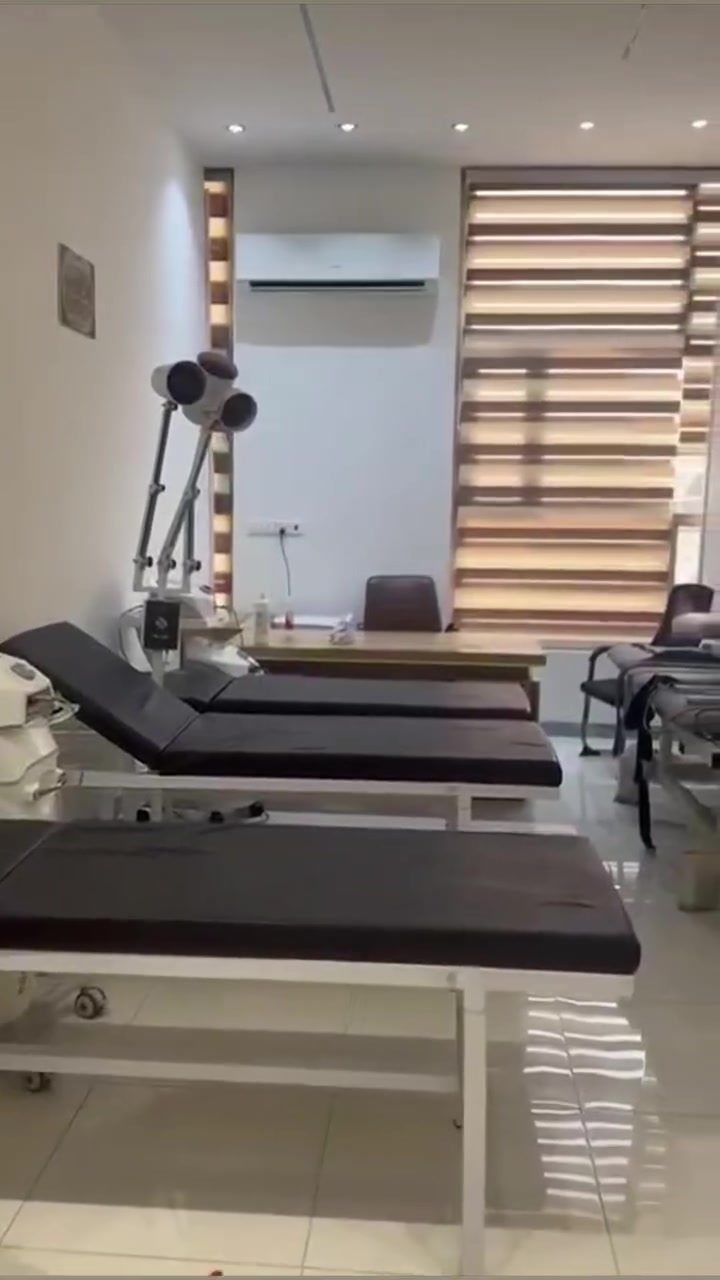 مركز الامير للعلاج الطبيعي
لعلاج جميع انواع الاصابات المرضيه ولاصابات الرياضيه 

العنوان بغداد الحسينيه مدخل التكسيات  مقابيل كراج الاسدي (يتوفر كادر نسائي مختص ) 
للحجز والاستفسار (***********)
