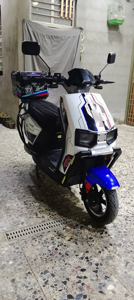 دراجه شحن جديده كلش استعمال قليل 6 بطاريات كبار مسطره نظام Rبك السعر 750 وبيه مجال للاتصال *********** مكاني بغداد حي اور قابل للمراوس
