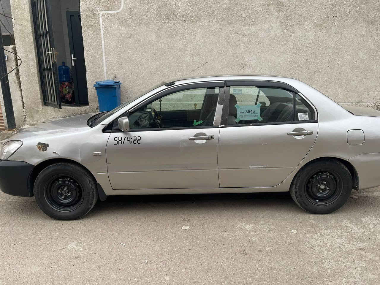 سلام عليكم لانسر موديل 2005 مصبوغه عام بدون كلبه السياره قماره تكم بجم حوض مابي شي بيه طخطخات ونصبغت عام محرك كير كورلا المحرك بي خيط بخار صدر تخم تاير باتري جديد السياره جاهزة رقم بصره باسم صاحبه تحويل مباشر السعر 45 بيه مجال 
العنوان بغداد الثعالبه 
اتصال ***********
