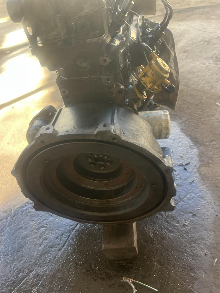 البيع محرك بيزكنز 3 بستم ت***********
