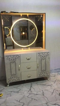 غرفة نوم • ٨ قطع • ميز تواليت