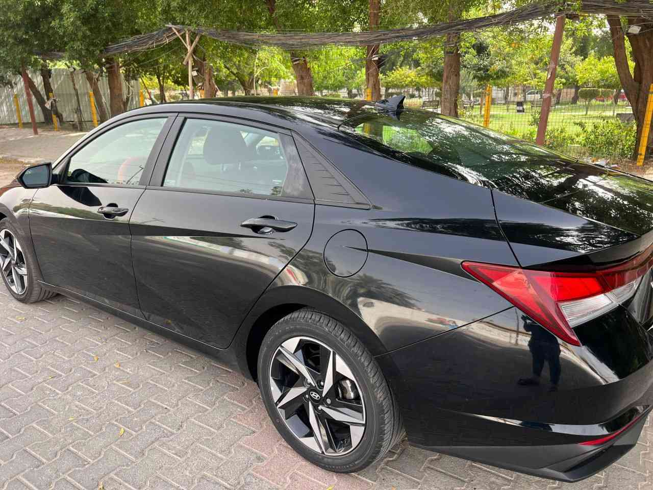 السلام عليكم 
السياره رقم نجف معوقين
دخول جديد داخلة 2025 ✅
لمعرفة #السعر 142 وبيه مجال
___
#الـــنــــوع-ـ :هونداي النترا sel
ماشية 31.000 ميل
#المــوديــل:2023
#حجم المحرك:2000 دوش
▪️—————————————▪️
#الــضــرر :🏎️صبغ ربع البنيد مع تبديل جاملغ فقط
صور الضرر مرفقه مع الصور السيارة جاهزه من كلشي دينار ما تصرف عليه
🌹———————————————🌹
           🚀الـــــــمــــواصــــفــــات🚀
-تدفئة كشنات
-تدفئة أستيرن
بصمة تشغيل
بصمة أبوآب
تشغيل عن بعد
-شاحن لاسلكي
-صندوق ذكي
-حساسات خلفيه
-هند أبريك بصمة
-نظام ترحيب
شاشة كبيرة ديجيتال متصلة مع العداد
كامرة خلفية
-سستم صوت : BOSE
تحكم أستيرن
-رادار أمامي للتوقف الذاتي
-رادارات جوانب
-رادار خلفي
-تحديد المسار للقيادة الذاتية
🌹———————————-🌹
***********
العنوان نجف
