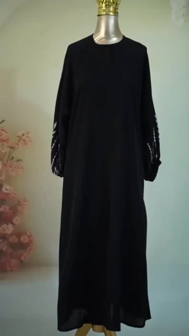 لأنّ حضورچ يترك أثر، اختاري عباية تليق بجمالچ. سواد ملكي وتفاصيل تحچي عن الأناقة. ✨ عباية (ياسة) مو مجرد قطعة قماش، هي الثقة اللي تلبسيها."

.

.

#عبايات_ناي #عبايات #عبائات #عبايات_كشخه
#عبايات_راقيه عبايات_فخمه عبايات_اماراتيه
عبايات_ملونه عبايات_مناسبات عبايات_كويتيه
عبايات_خليجية عباياتي عبايتي بشت_نسائي
بشتات_خليجية بشت اكسبلورفولو
اكسبلور explore أكسبلور أكسبلور 2020
عبايه_لفعبايتي_كولكشن عباية_دوام


**إذا كنت صاحب هذا الإعلان وتريد حذفه لأي سبب، رجاءا أرسل رسالة إلى الدعم الفني**