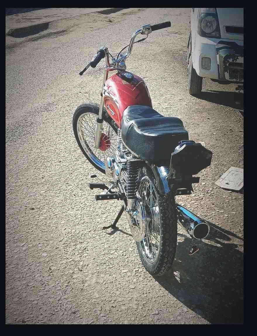 نامه تيربو للبيع مفتوحه ولفات فقط صالها أقل من شهر معمره ثالث تبديله دهن نضيفه كلش بس انفتحت طيتها لواحد مايعرف وفصل وجانت ماساحكه تعميره 26كلك كلك مكفوله من كلشي سعر 700قفل لاطبلي غير 700مكاني ناصريه حي شهداء رقمي ***********
