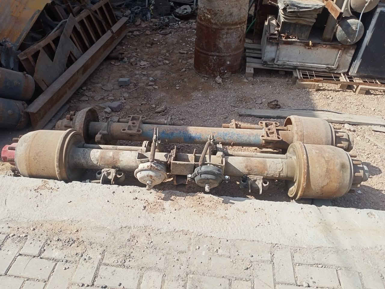 دناكير لودر عدد ٢ للبيع 
للاستفسار الاتصال على 
***********
***********٦
