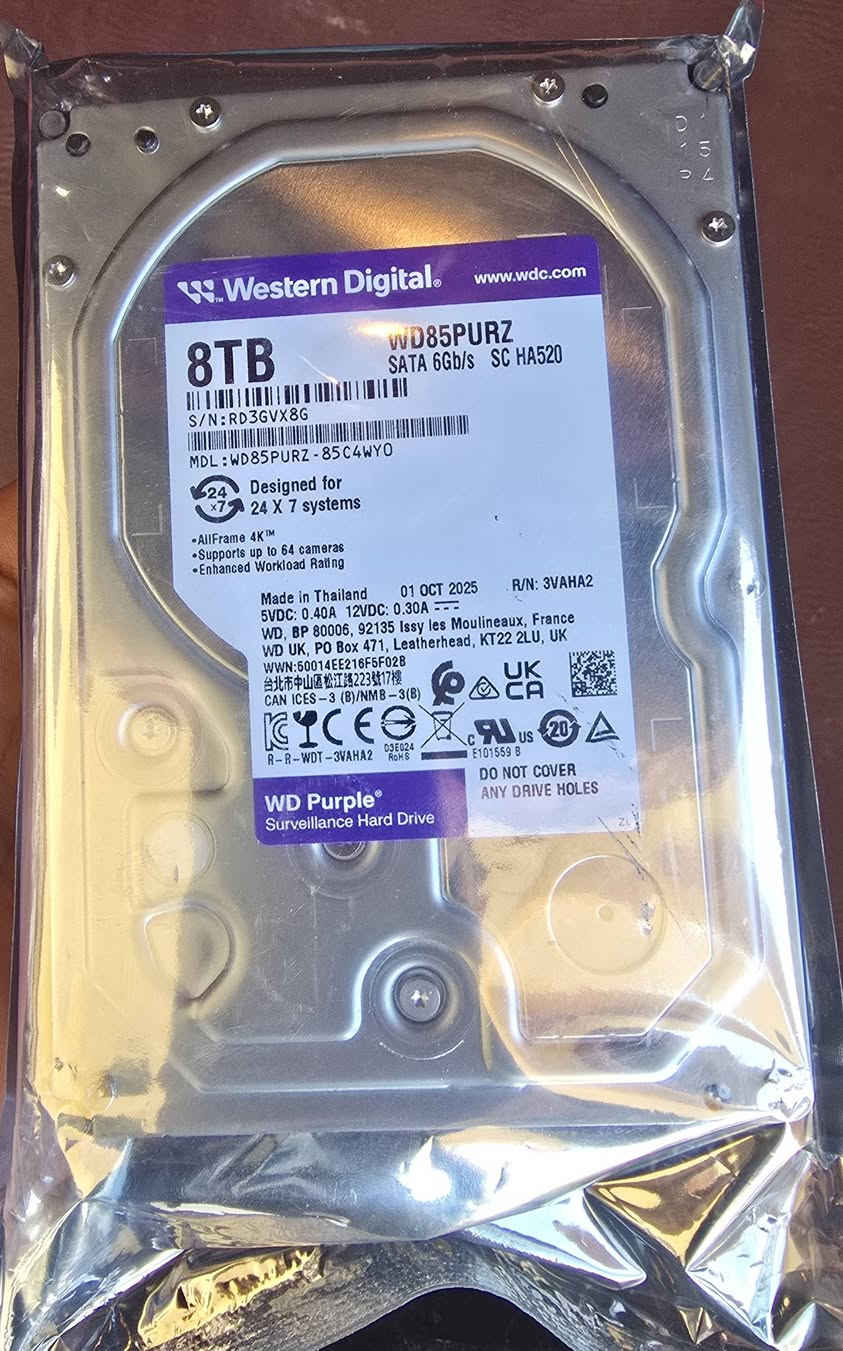 هارد 8 تيرا للبيع مكان بابل اصلي غير مستخدم


**إذا كنت صاحب هذا الإعلان وتريد حذفه لأي سبب، رجاءا أرسل رسالة إلى الدعم الفني**