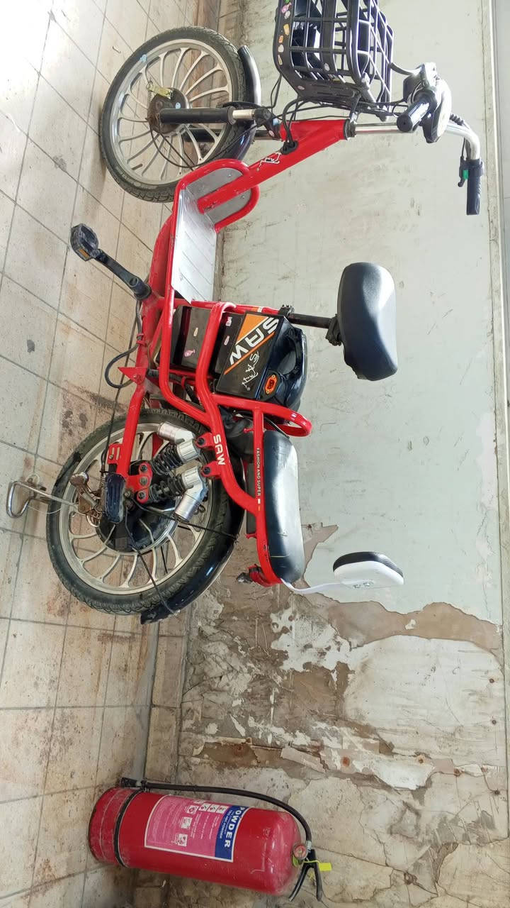 درجه شحن البيع 
بين البيع والشراء 
اسم  درجه  ساو 
الدراجات الكافله مواصفات لايتات موجود اشاير بصمه 
العون كوت شارع النفط 
الرقم السيا***********
الرقم الاثير***********
