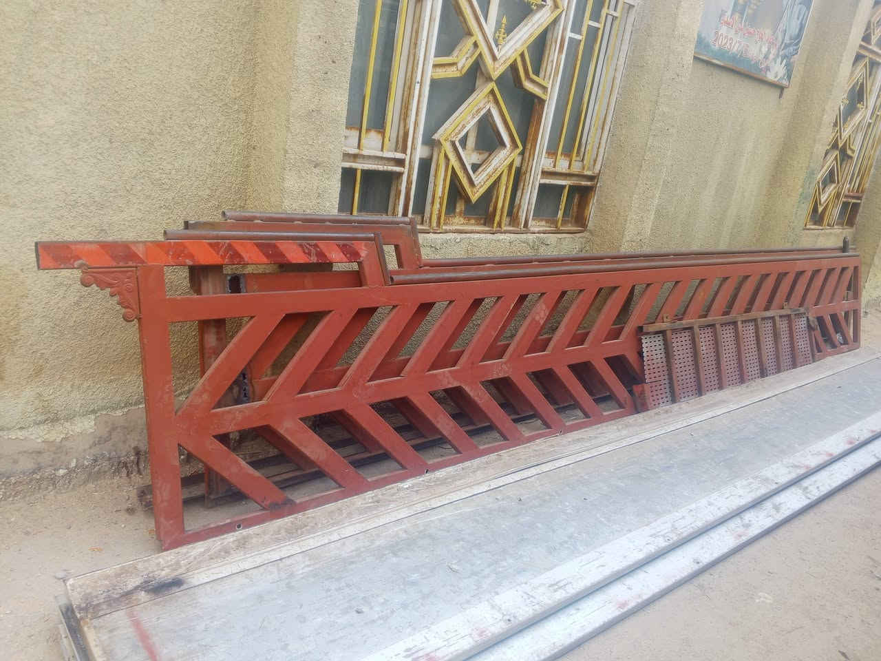 سلام وعليكم صفاح هينو 70ومحجر شخاطه البيع مكاني كربلاء ***********

