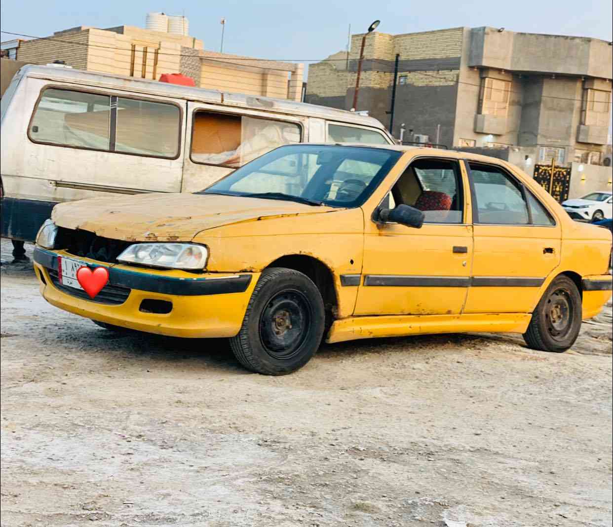 بلاش بيجو باص 2011 سعرها مليون ونص رقم الاماني مشروع وطني بدون مداور كوم حديد فقط تكفلك سرقة وعشائر مكينه وكير نظيفات تاير كهربائيات الرقم *********** مراوس ترهم مكاني سماوه
