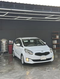 كارنز (2015) خليجي مكفوله عدى كارت بسيط بالجاملغ الامامي والباقي كفاله...