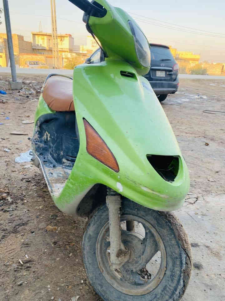 السلام عليكم دراجة فراشة نثية للبيع السعر ٣٥٠ مفتوحة مرة وحدة كلشي شغال بيهة لايت بك لايت وسلف المكان ديوانية الفرات لالاستفسار***********
